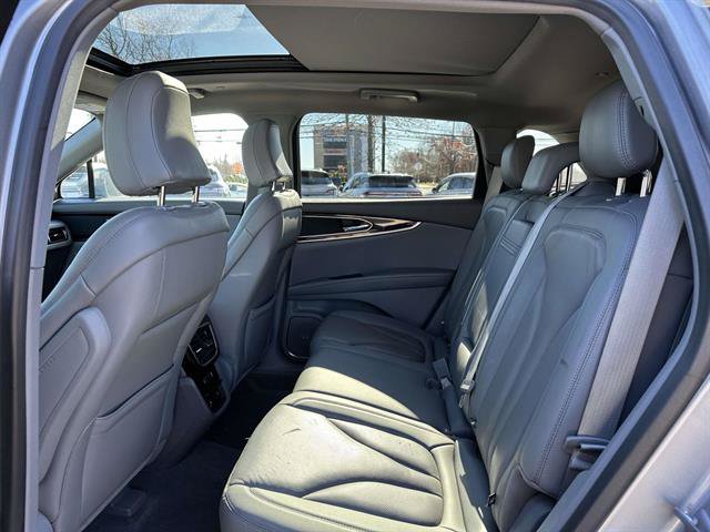 Used 2022 Lincoln Nautilus Reserve AWD/4WD image 10