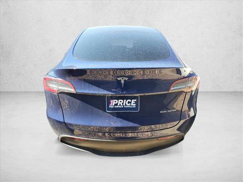 Used 2023 Tesla Model Y Long Range AWD/4WD image 5