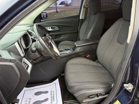 Used 2017 Chevrolet Equinox LT w/ Convenience Package FWD image 13
