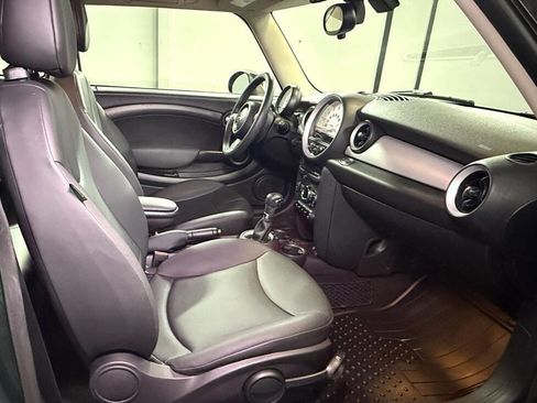 Used 2013 MINI Cooper Hardtop image 7