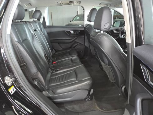 Used 2019 Audi Q7 3.0T Premium Plus AWD/4WD image 28