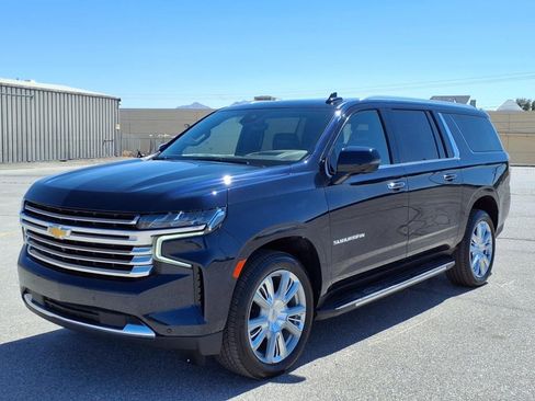 Used 2024 Chevrolet Suburban High Country image 21