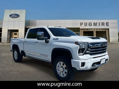 Used 2025 Chevrolet Silverado 2500 High Country w/ High Country Premium Package image 1