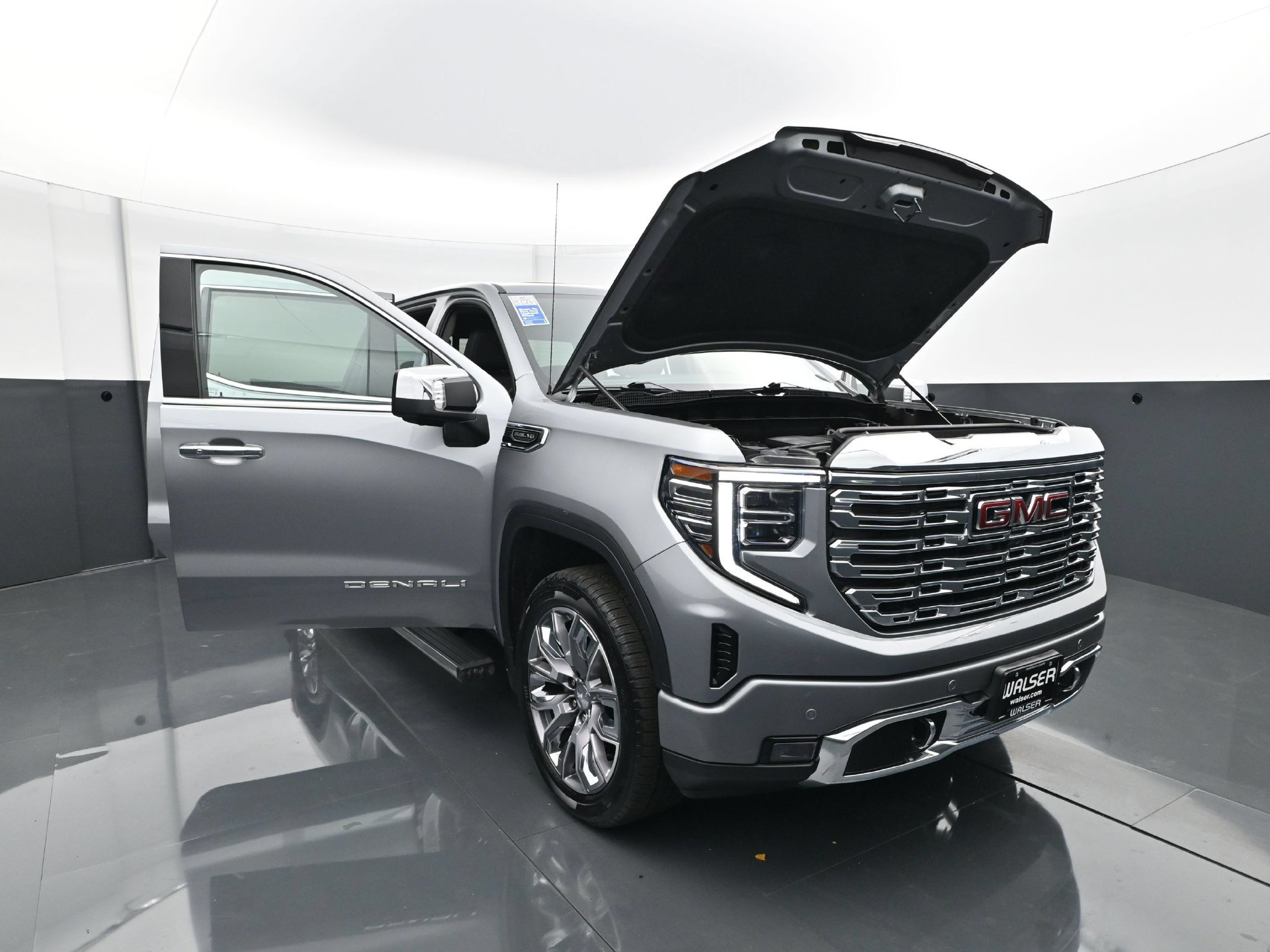 Used 2023 GMC Sierra 1500 Denali w/ Denali Reserve Package AWD/4WD image 35