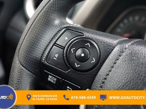 Used 2015 Toyota RAV4 LE FWD image 18