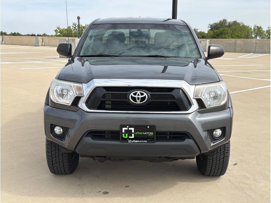 Used 2012 Toyota Tacoma 4x4 Double Cab w/ TRD Off-Road Pkg image 2