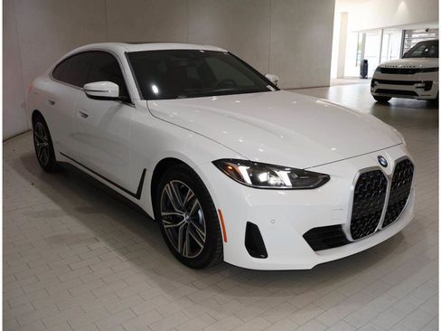 New 2026 BMW 430i w/ Premium Package RWD image 8