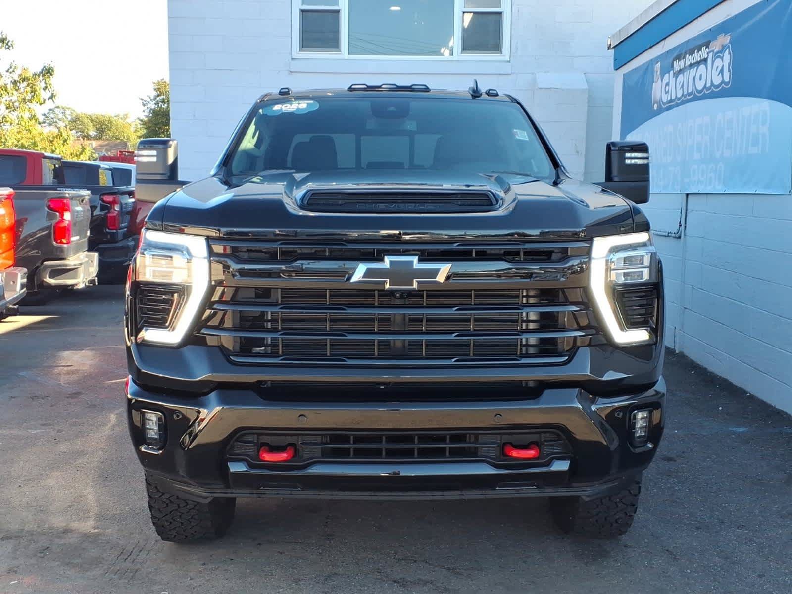 Used 2026 Chevrolet Silverado 2500 LT w/ Trail Boss Package AWD/4WD image 2