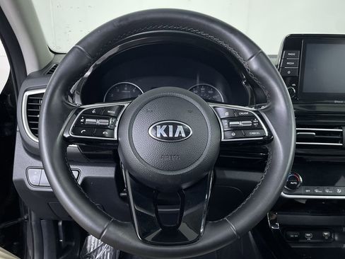 Used 2021 Kia Seltos EX AWD/4WD image 14