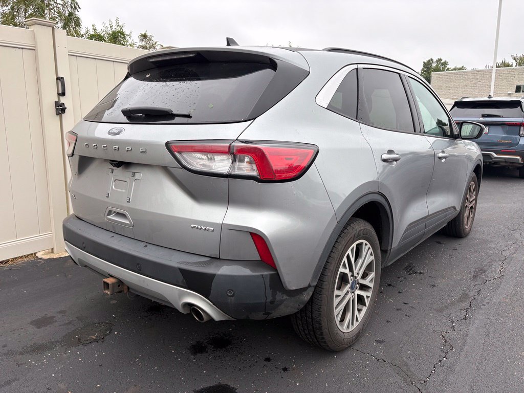Used 2022 Ford Escape SEL w/ Class II Trailer Tow Package AWD/4WD image 3