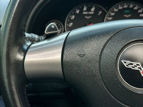 Used 2007 Chevrolet Corvette Coupe w/ Performance Package image 23