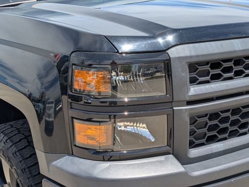 Used 2015 Chevrolet Silverado 1500 W/T w/ Black Out Edition AWD/4WD image 10