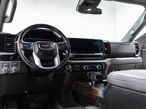 Used 2023 GMC Sierra 1500 Elevation w/ Preferred Package image 25