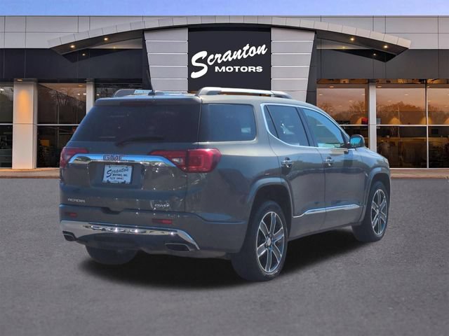 Used 2017 GMC Acadia Denali w/ Technology Package AWD/4WD image 5