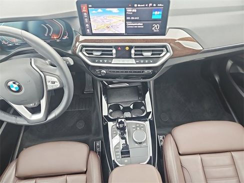 Used 2024 BMW X3 xDrive30i w/ Premium Package image 11