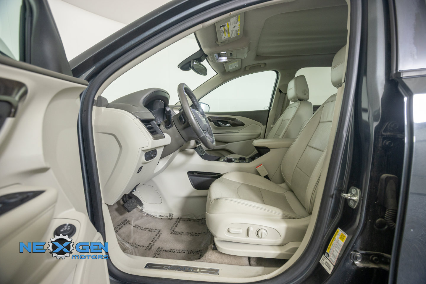 Used 2018 GMC Terrain Denali w/ Advanced Safety Package FWD image 14