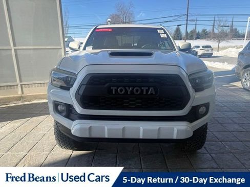 Used 2021 Toyota Tacoma TRD Sport image 14