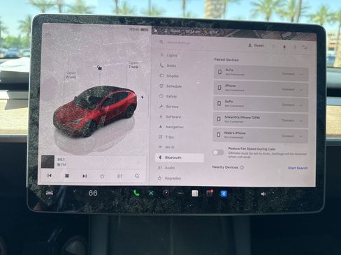 Used 2022 Tesla Model Y Long Range image 17