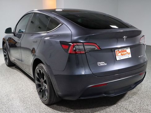 Used 2024 Tesla Model Y Long Range image 9