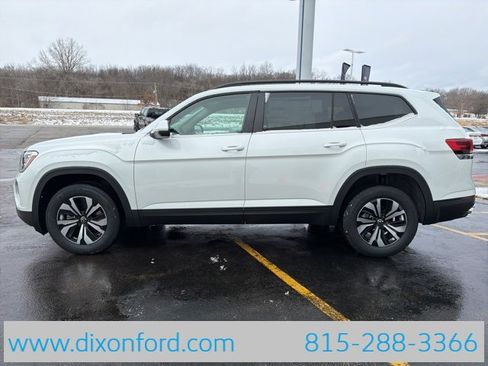 New 2026 Volkswagen Atlas SE image 4