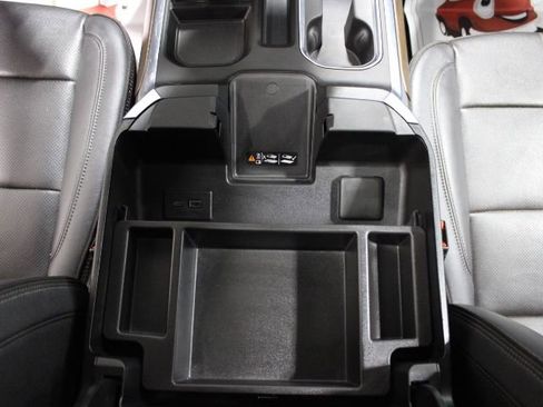 Used 2024 Chevrolet Silverado 1500 High Country w/ High Country Premium Package image 33