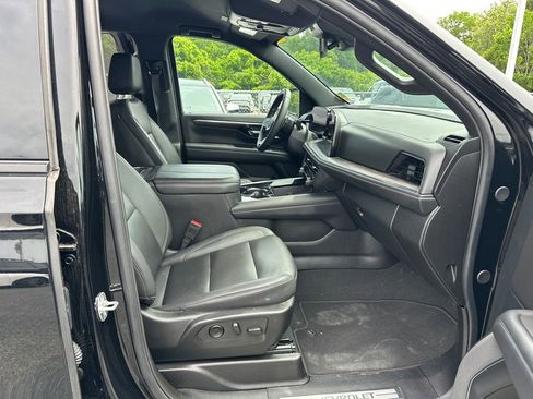 Used 2025 Chevrolet Tahoe Z71 AWD/4WD image 13