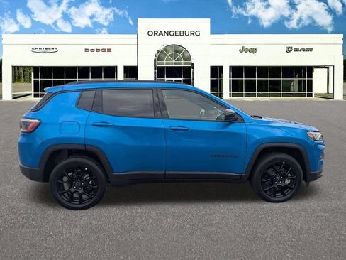 New 2026 Jeep Compass Latitude AWD/4WD image 9