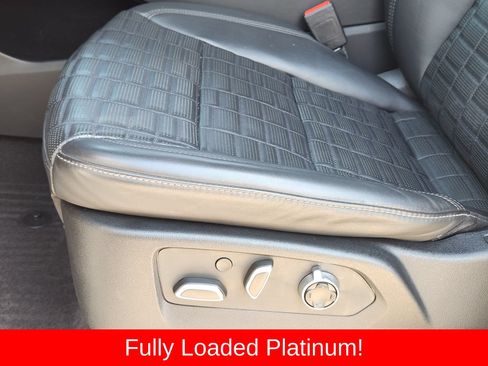 Used 2023 Cadillac Escalade Sport Platinum RWD image 34
