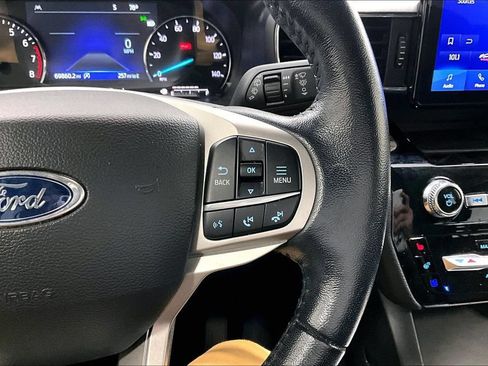 Used 2022 Ford Explorer Limited RWD image 25