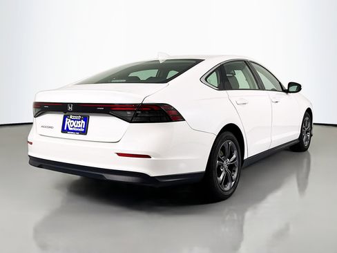 Certified 2023 Honda Accord EX image 5