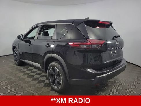 Used 2025 Nissan Rogue SV image 6