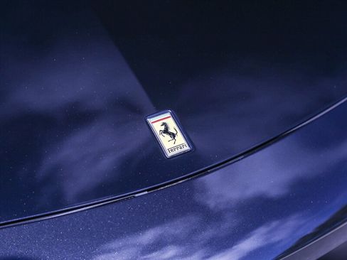 Used 2013 Ferrari 458 Spider RWD image 18