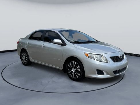 Used 2009 Toyota Corolla FWD image 3