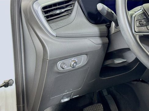 Used 2024 Buick Encore GX Sport Touring image 8