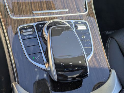 Used 2018 Mercedes-Benz C 300 4MATIC Sedan image 24