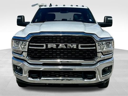 Used 2024 RAM 3500 Big Horn image 8