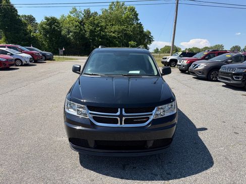 Used 2016 Dodge Journey SE w/ Flexible Seating Group FWD image 3
