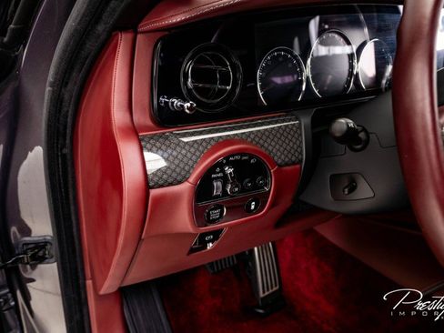 Used 2022 Rolls-Royce Ghost Black Badge image 32