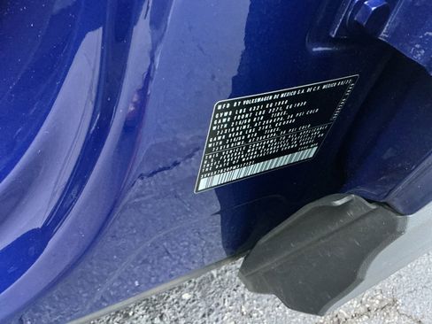 Certified 2023 Volkswagen Taos SE w/ Black Wheel Package image 38