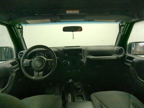 Used 2015 Jeep Wrangler Unlimited Sport image 22