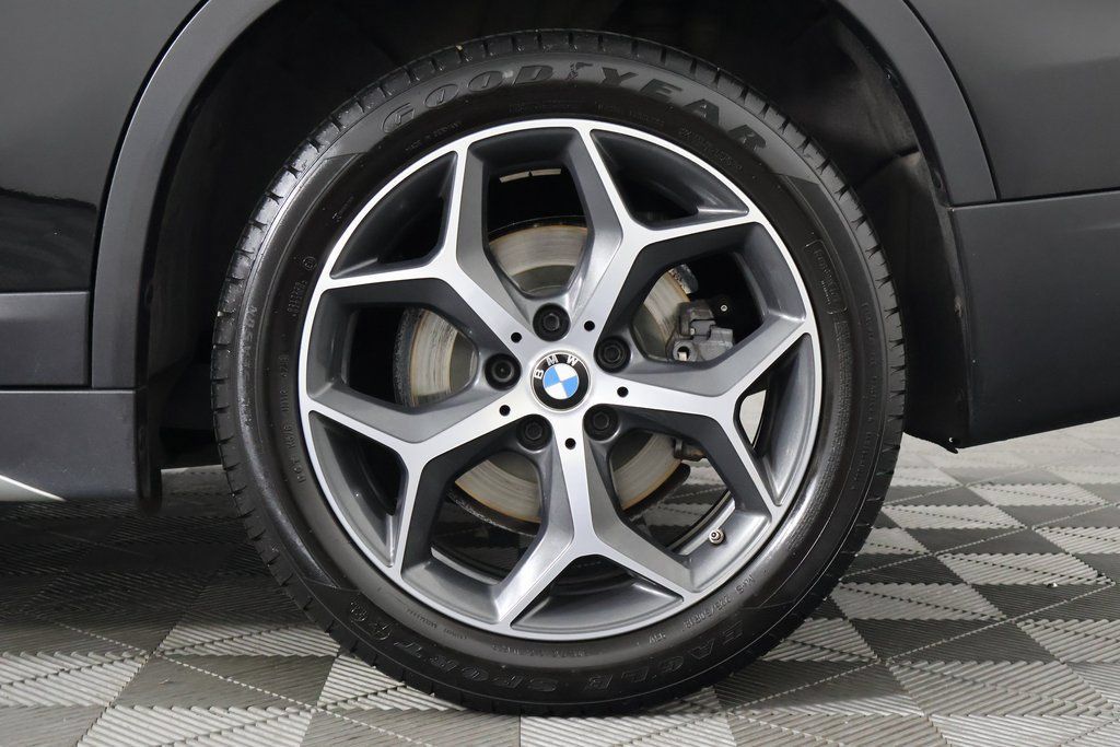 Used 2019 BMW X1 xDrive28i w/ Convenience Package AWD/4WD image 16