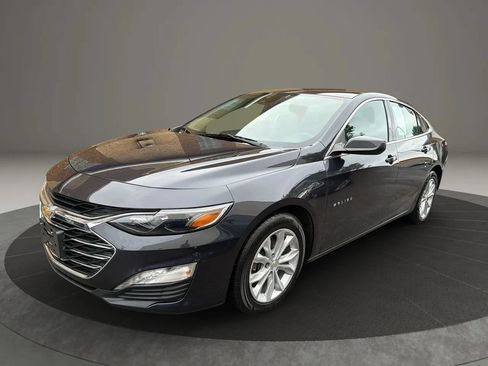 Used 2023 Chevrolet Malibu LT w/ Driver Confidence Package FWD image 1