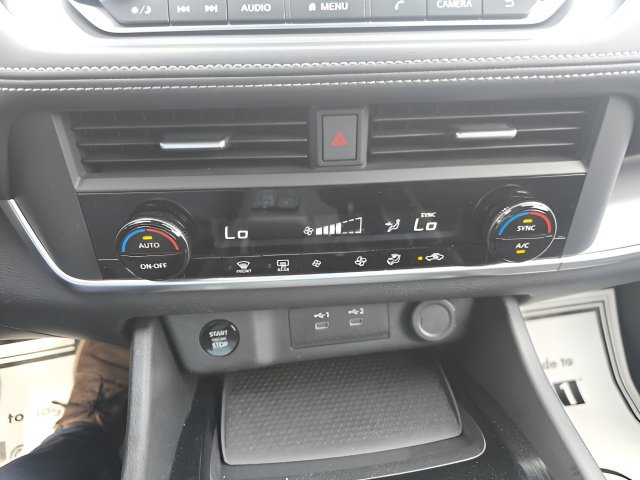 Certified 2024 Nissan Rogue SV AWD/4WD image 16