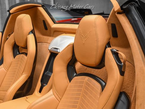 Used 2022 Chevrolet Corvette Stingray Premium Conv w/ Z51 Performance Package image 21