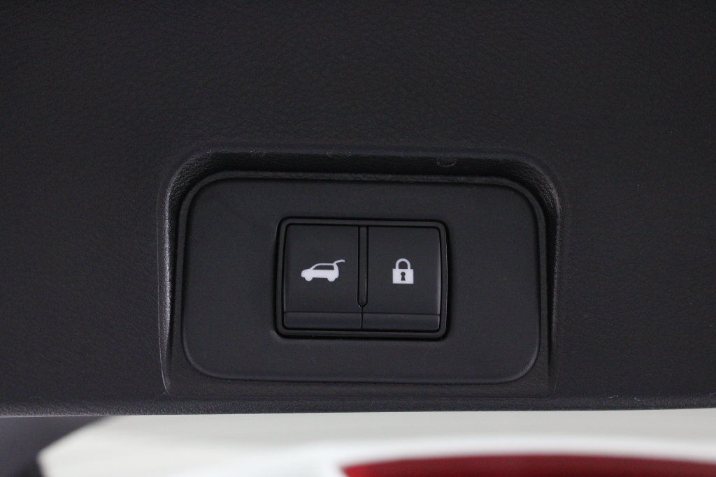 Certified 2024 Nissan Rogue SV w/ SV Premium Package FWD image 19