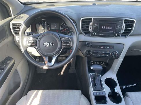 Used 2017 Kia Sportage LX image 23