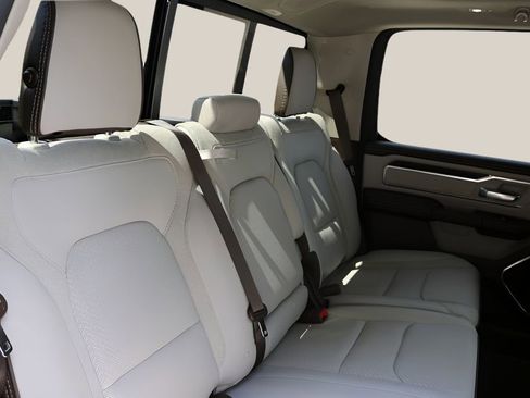 Used 2026 RAM 1500 Laramie AWD/4WD image 16