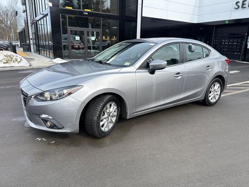 Used 2016 MAZDA MAZDA3 i Touring w/ Popular Equipment Package image 1