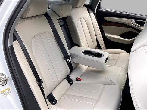 Used 2026 Audi A6 Premium Plus w/ Premium Plus Package AWD/4WD image 19