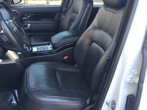 Used 2020 Land Rover Range Rover image 15